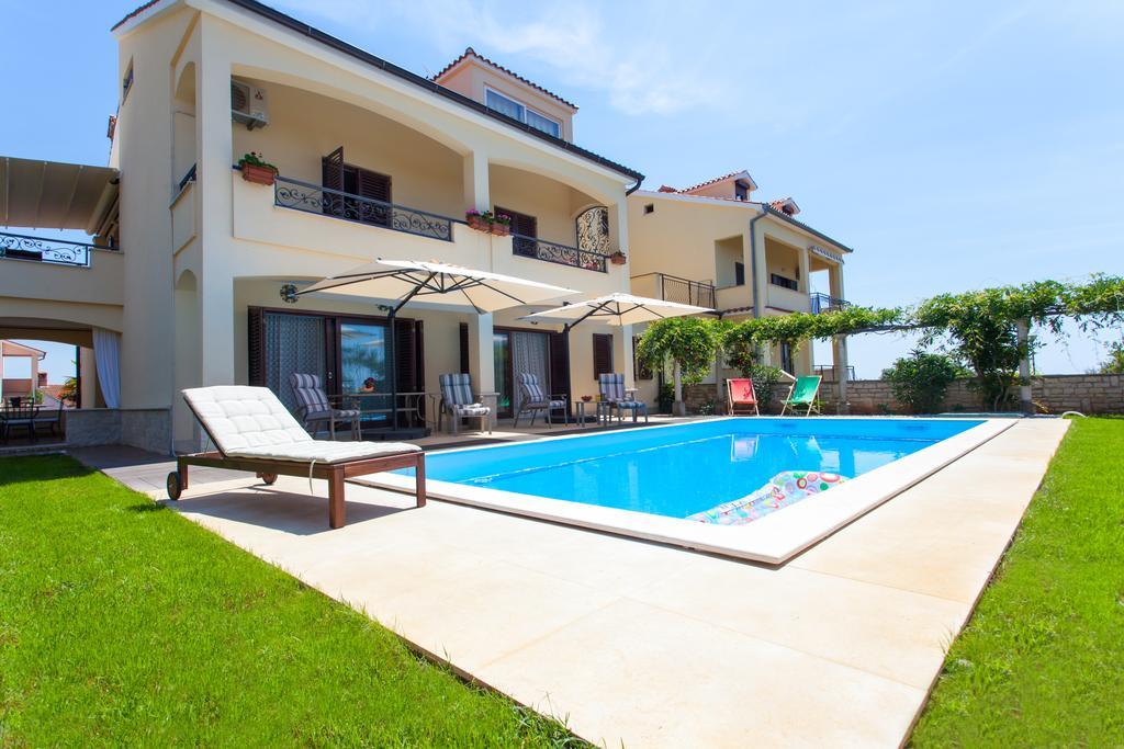 Premium Central Apartments Vrsar Dış mekan fotoğraf